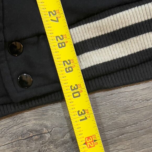 Yellowstone Dutton Ranch Full Snap Varsity Colorblock Jacket - Men's Size XL - Picture 9 of 10